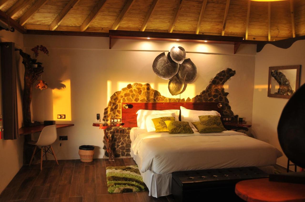 Mango Island Lodges Saint Joseph Экстерьер фото