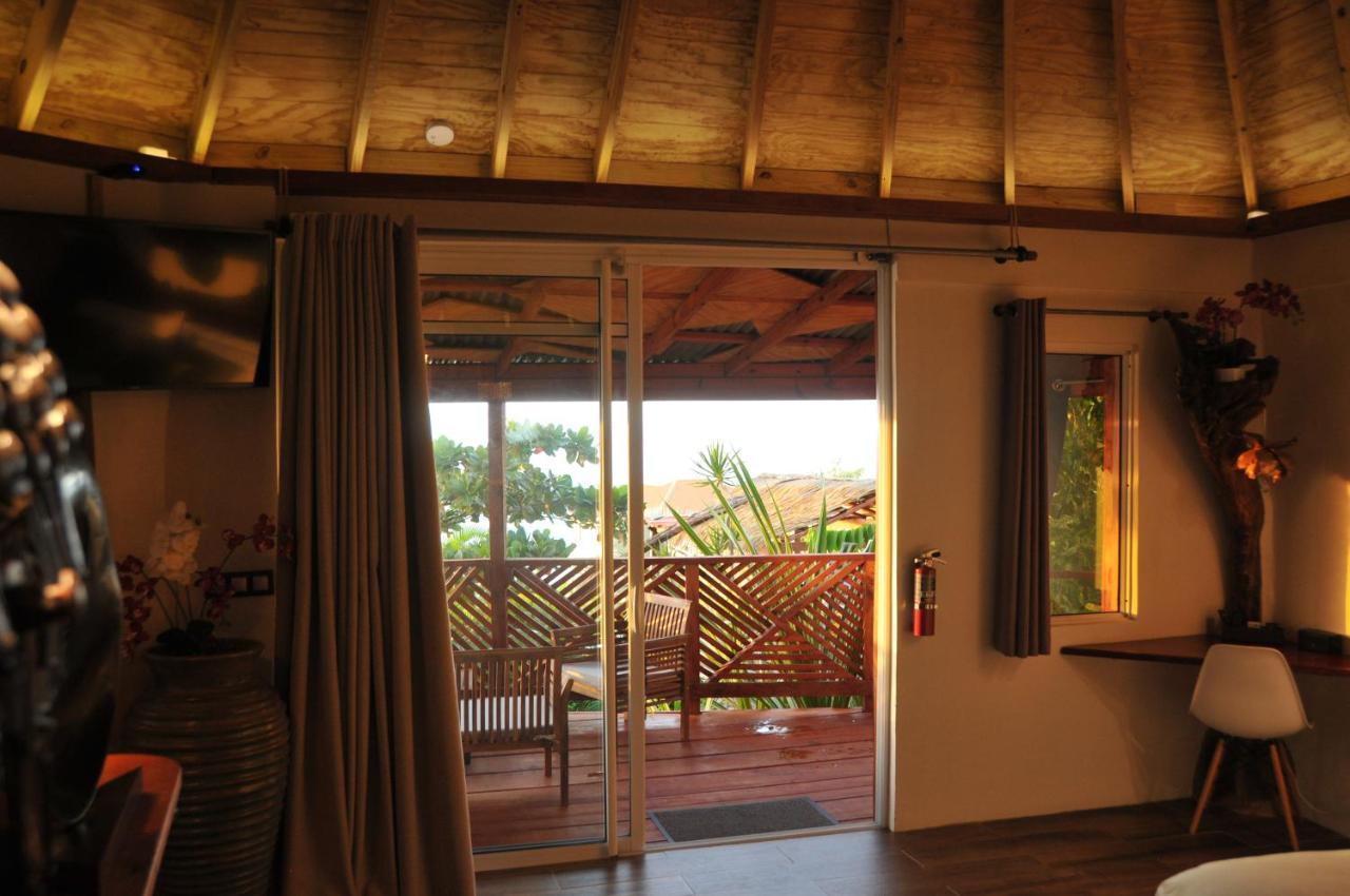 Mango Island Lodges Saint Joseph Экстерьер фото