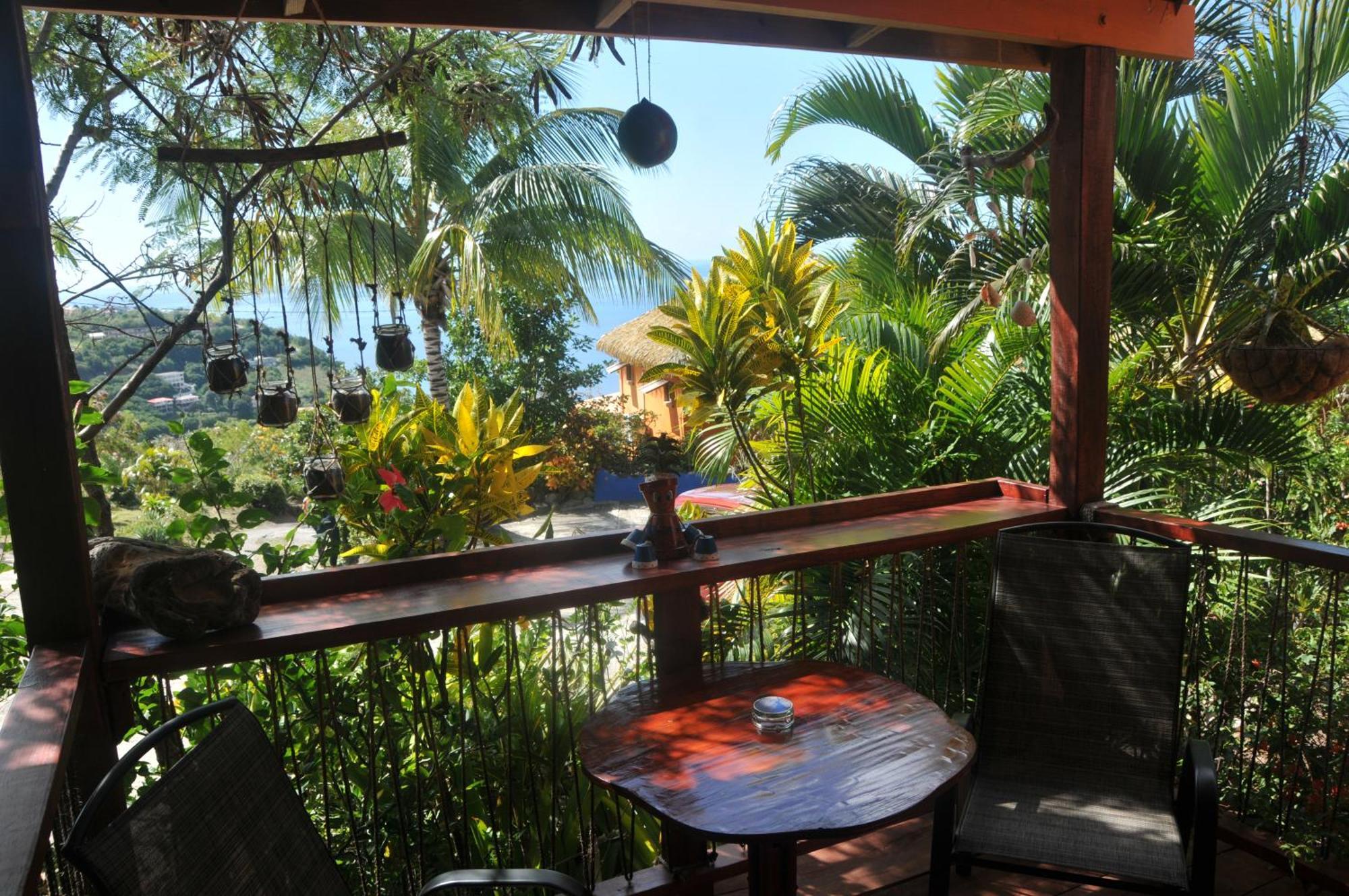 Mango Island Lodges Saint Joseph Экстерьер фото