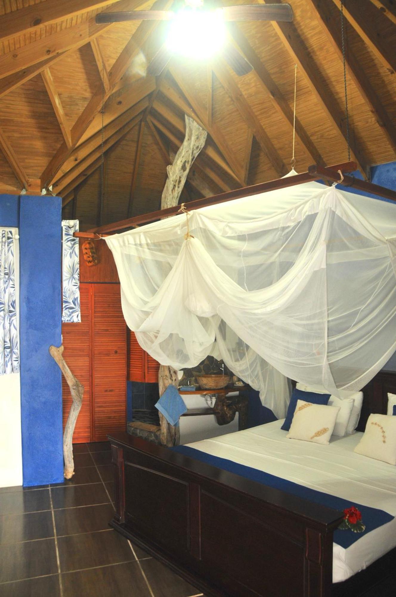 Mango Island Lodges Saint Joseph Экстерьер фото
